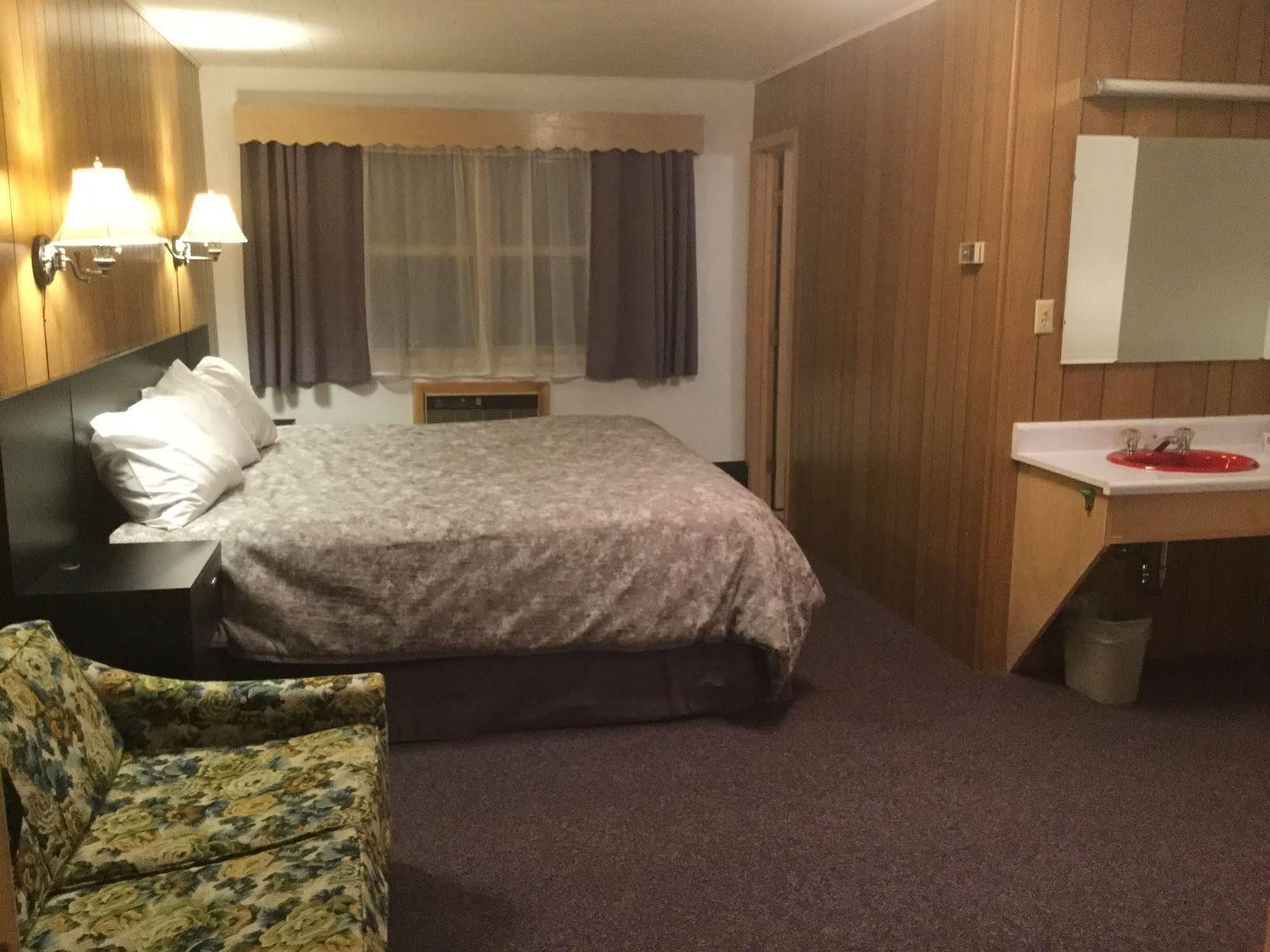 Cedars Motel Ironwood Exterior foto